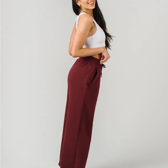 ZYIA Women’s Claret Wide-Leg Joggers 28” - Picture 3 of 7